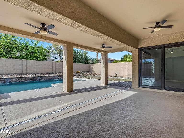 15128 W ELM Street photo 3