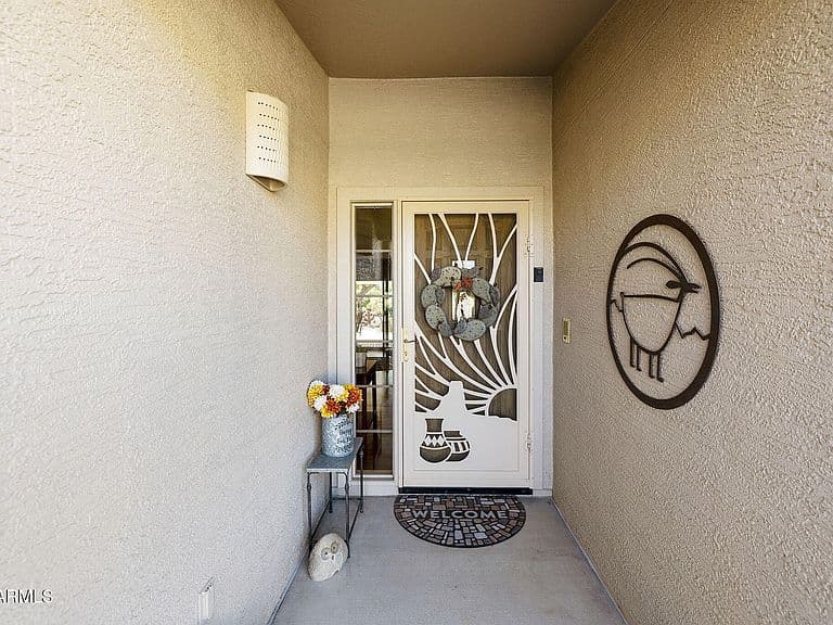 15719 W VERDE Lane photo 2