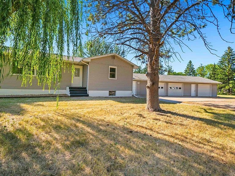 2936 47th St SE photo 4