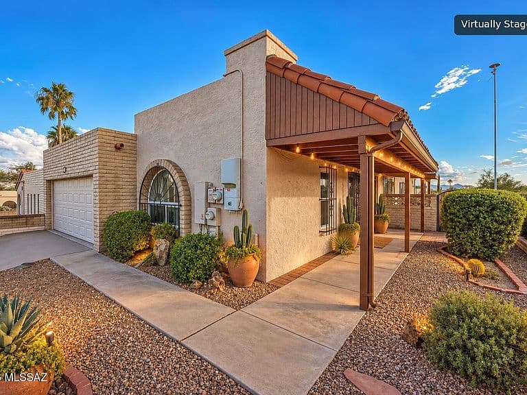 1051 W Camino Velasquez photo 2