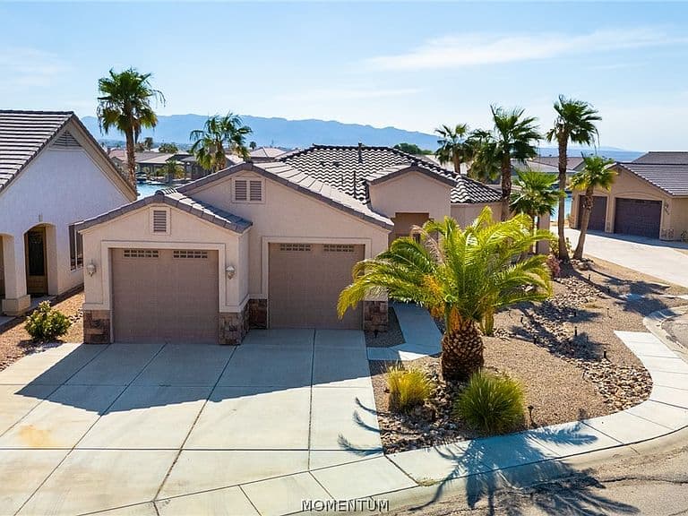 10715 S Blue Water Bay photo 1