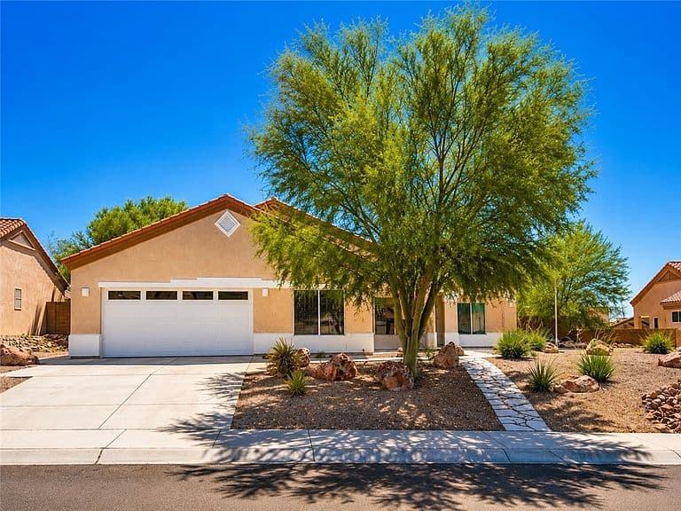 2328 Soaring Eagle Drive photo 1