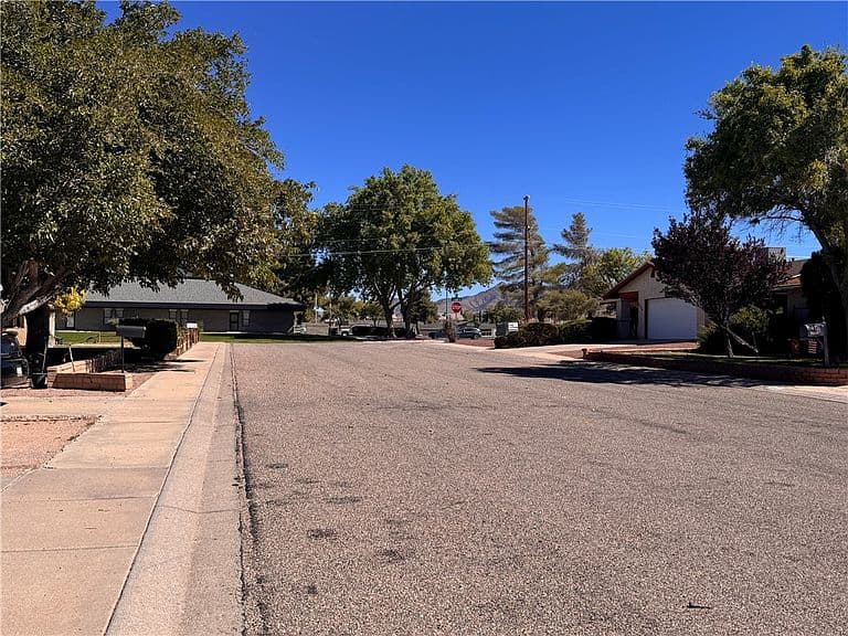 2833 Georgia Avenue photo 1