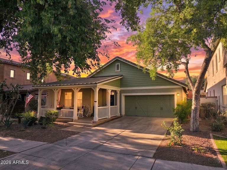 21052 W WHITE ROCK Road photo 1