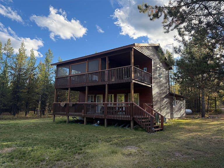 10601 N Fork Rd photo 2