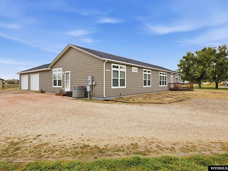 4644 Fitzhugh Rd photo 2