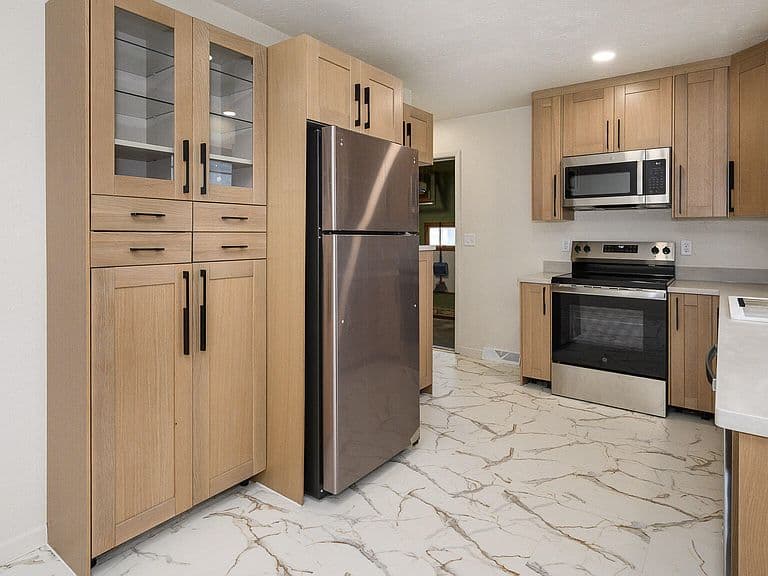 335 W Ingals Ave photo 5