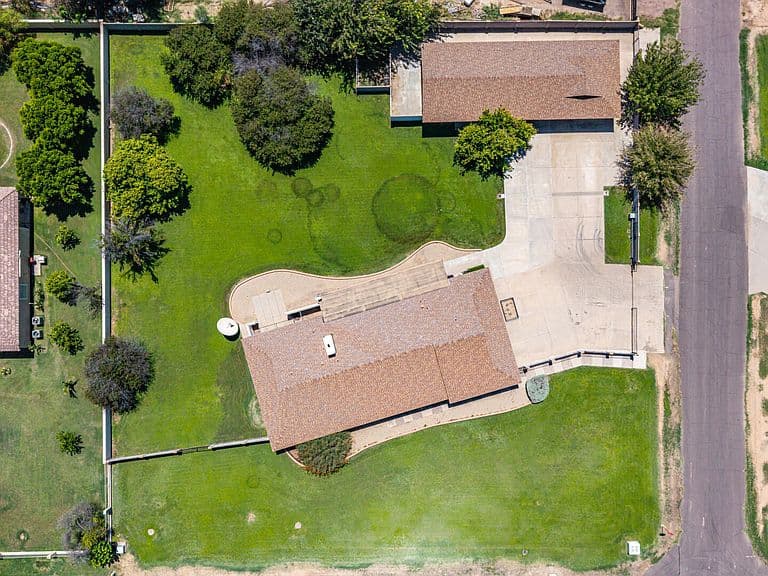 9239 W MARSHALL Avenue photo 3