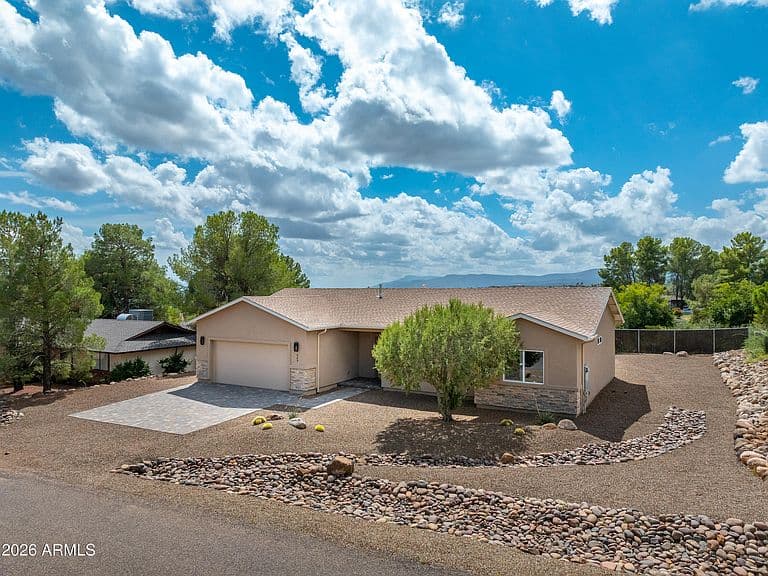 669 E Alvarado Lane photo 4