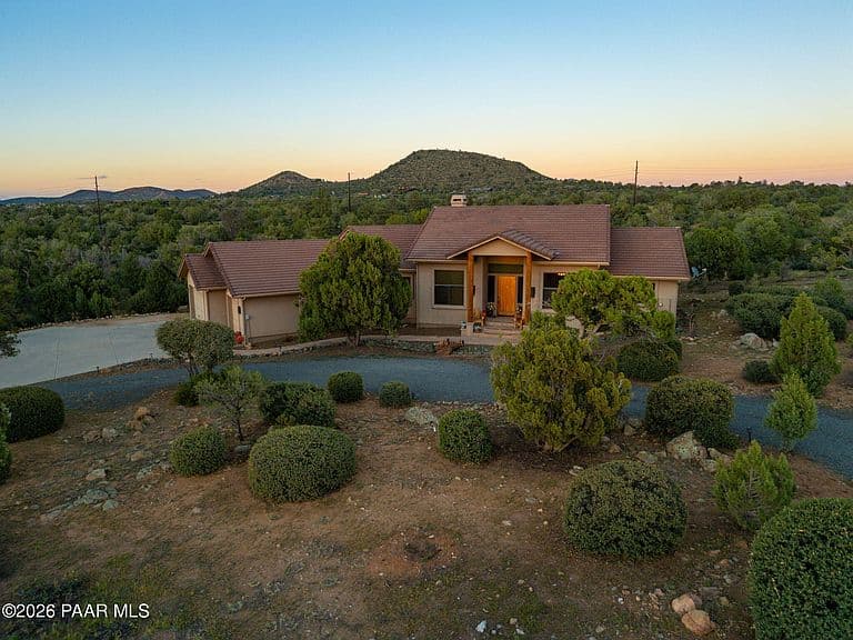 13895 N Spotted Eagle Dr photo 1