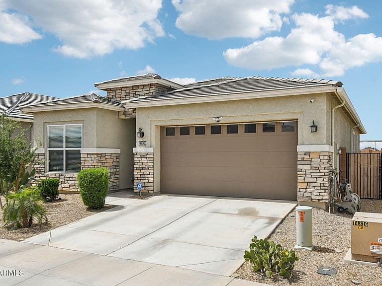 22800 N BOLIVIA Street photo 2