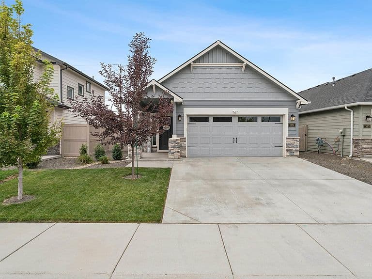 1351 W Santiago Street Block #3-lot 19 photo 1