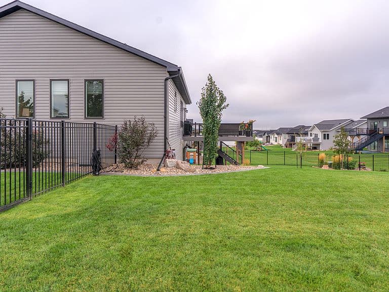 4010 Silver Blvd photo 4