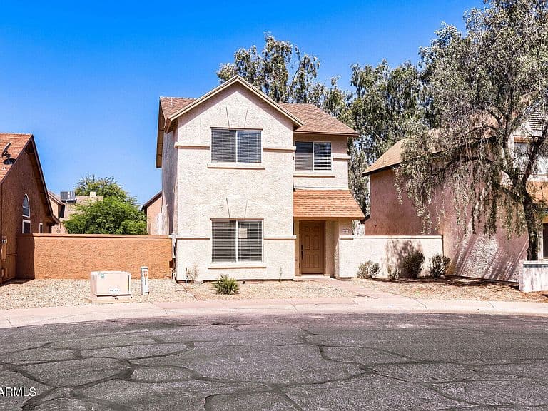 16480 N 67TH Drive photo 5