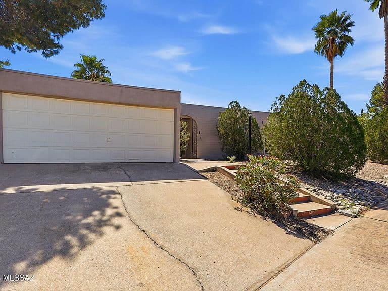 9402 E Placita Eunice photo 2