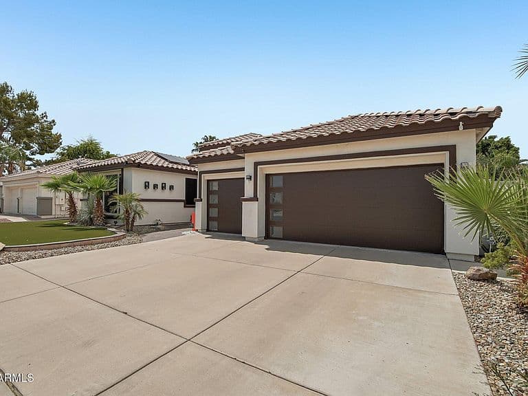 7453 W PARAISO Drive photo 3