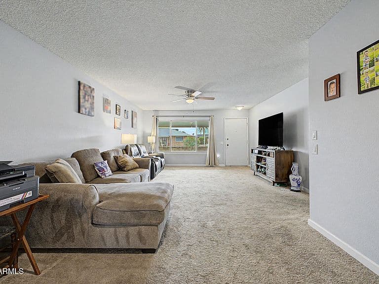 12209 N MISSION Drive photo 4