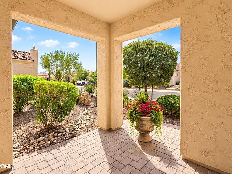 26726 W SIERRA PINTA Drive photo 5