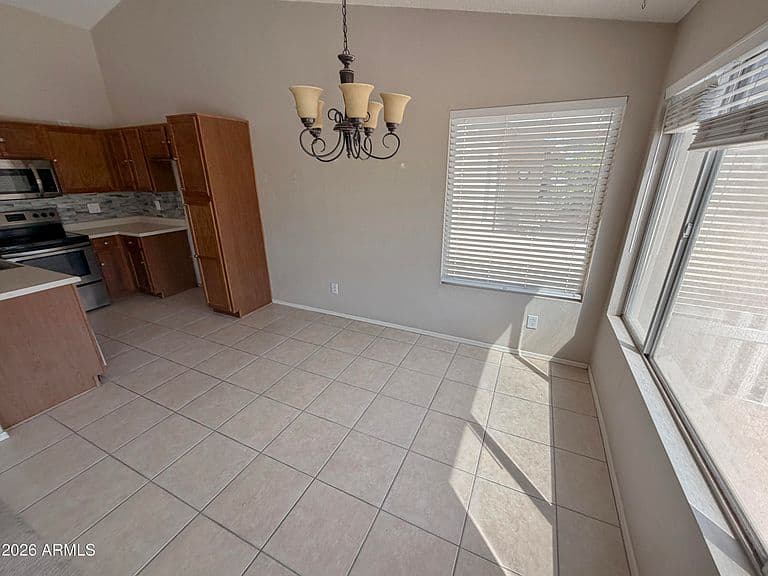 6877 S OAKMONT Drive photo 4