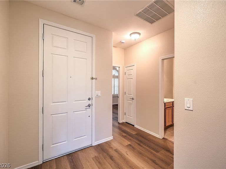 2372 Kalkaska Dr photo 5