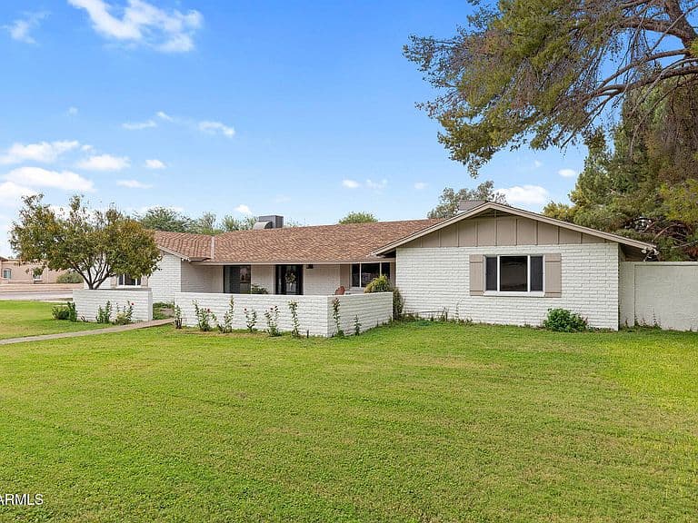 13002 N 64TH Drive photo 4