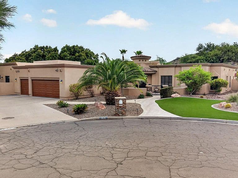 3631 E COCONINO Court photo 2