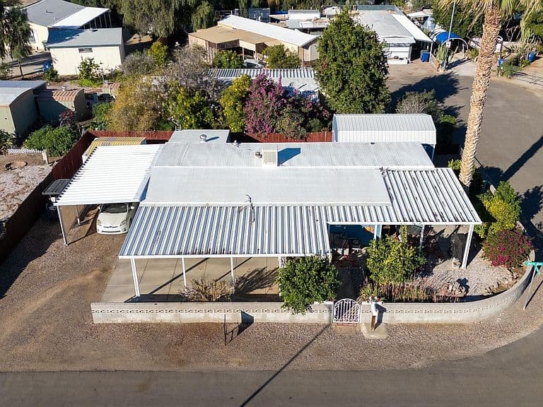 1145 S Dora Ave photo 4