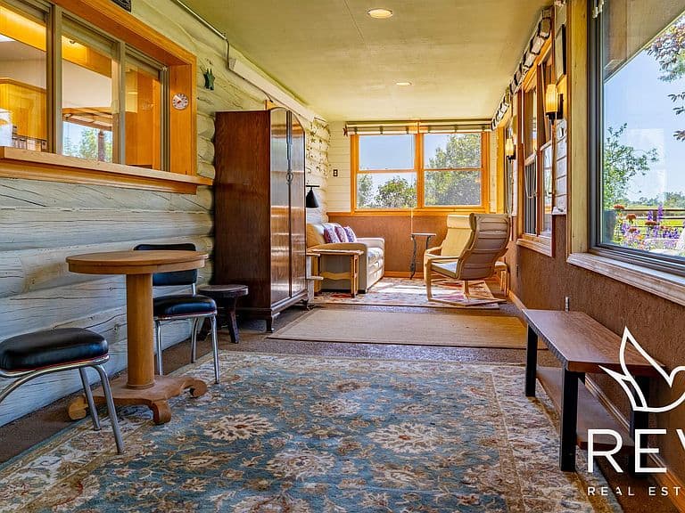 8 Mountain View Dr photo 5