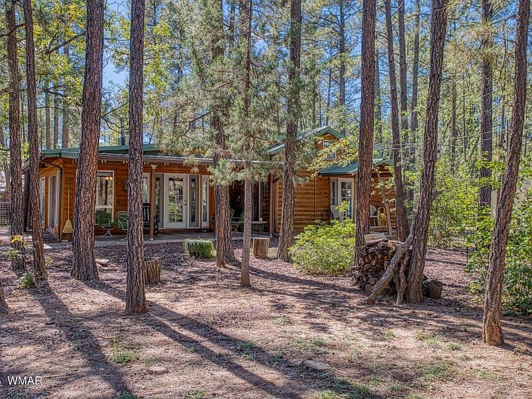 2699 Summer Dr photo 4