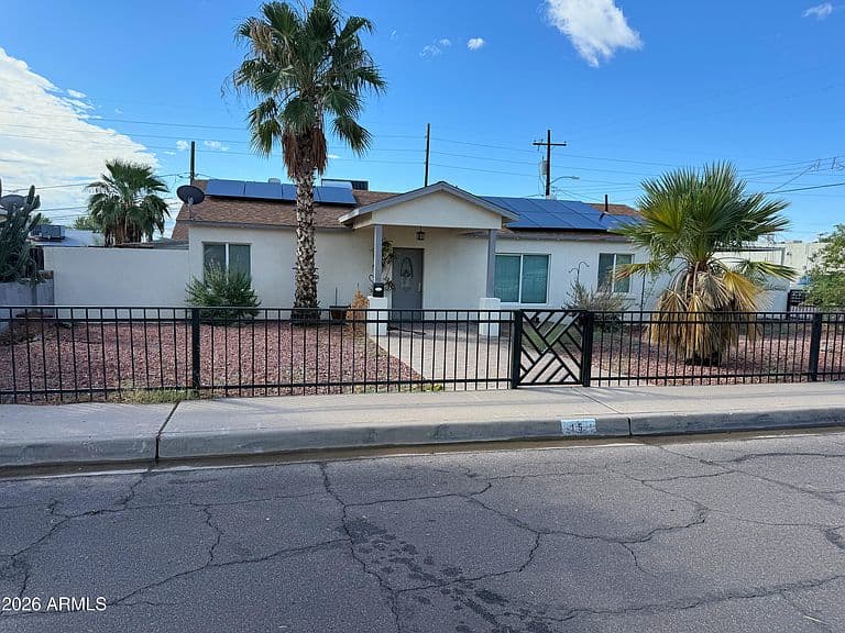 15 E CAROL Avenue photo 1
