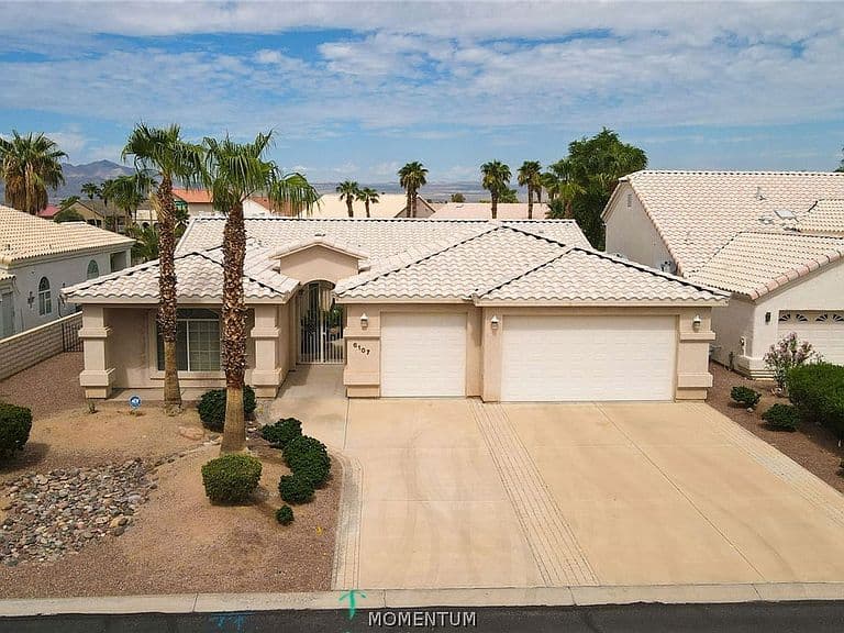 6107 S Los Lagos Circle photo 3