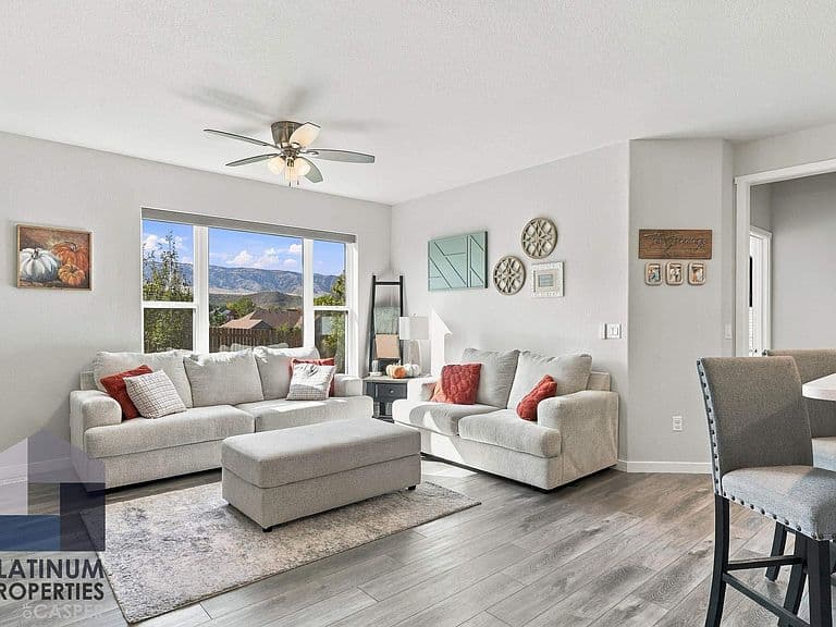 3729 Dancing Wolf Dr photo 5