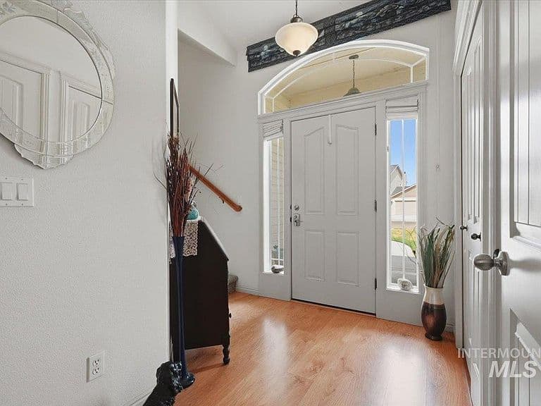 1907 W Summerwind Dr photo 3
