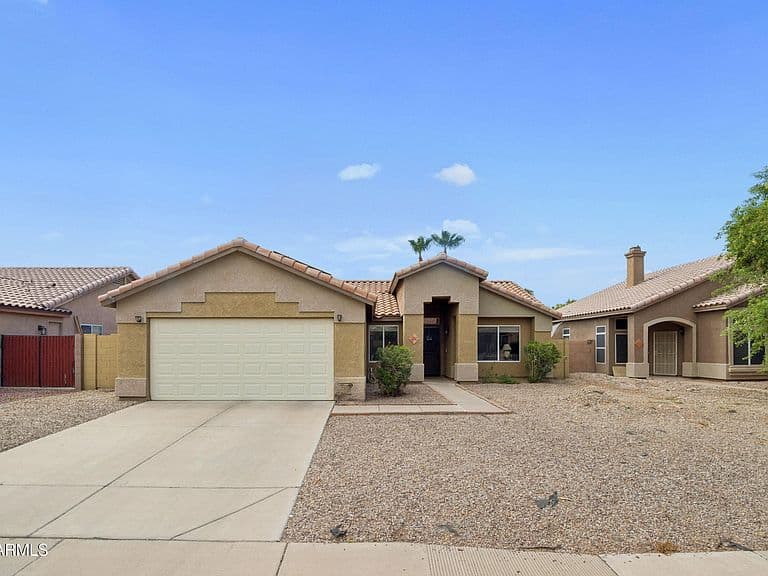 10727 E EL MORO Avenue photo 2
