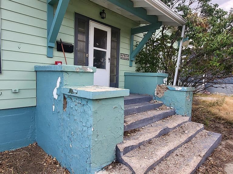 514 12th St photo 4