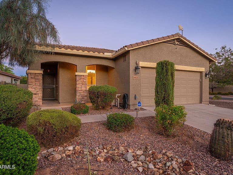 19121 N VENTANA Lane photo 1