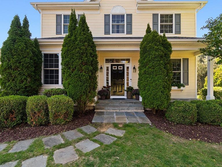 278 Brennan Woods Drive photo 2
