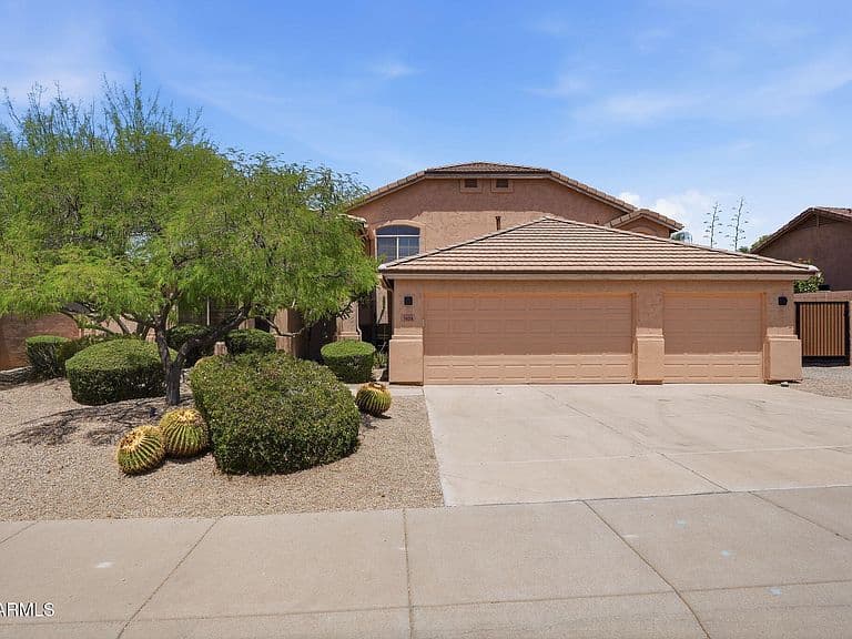 7438 E Glenn Moore Road photo 3