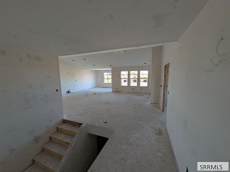 181 N 3785 E photo 2
