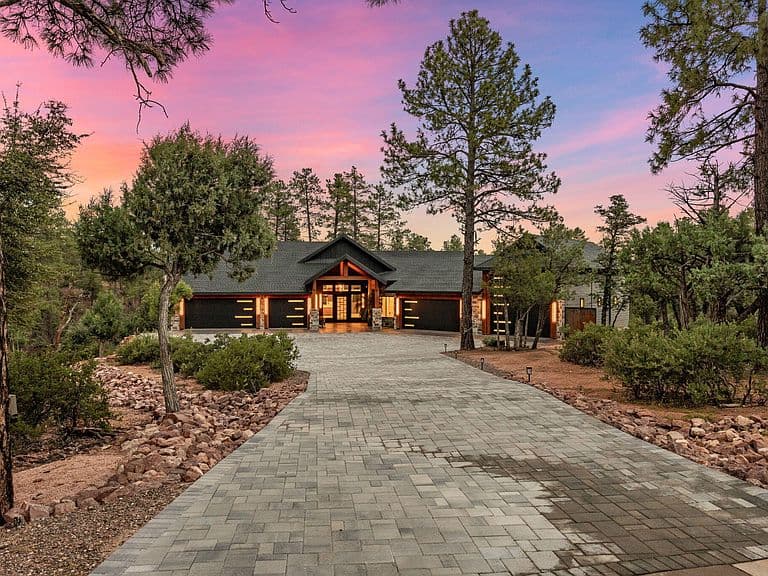 1301 N Tara Bella Cir photo 1