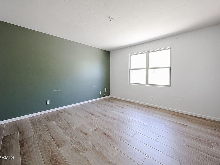 25640 W COLES Road photo 5