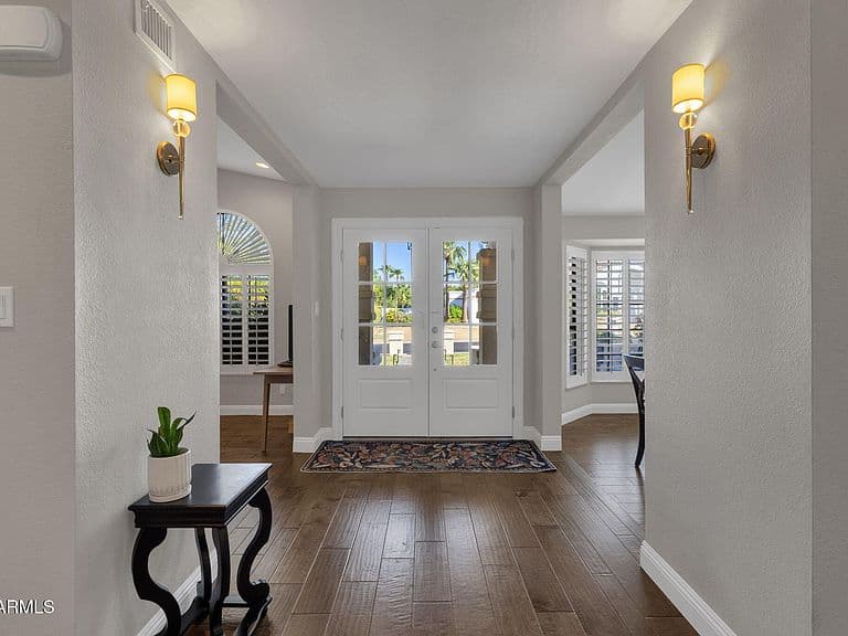10865 E POINSETTIA Drive photo 4