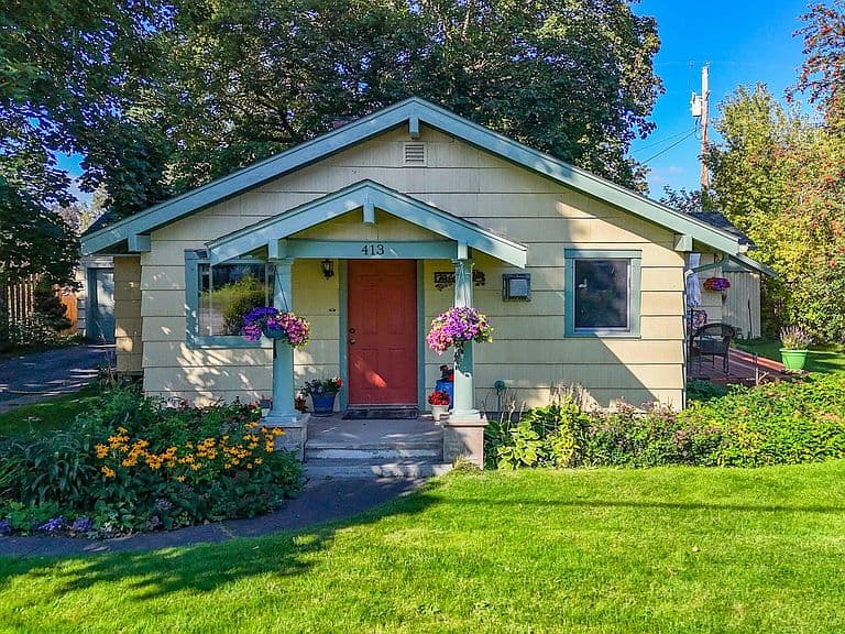 413 Saint Marys Dr photo 1