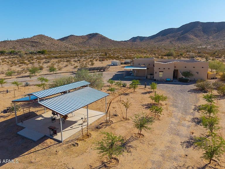 2250 E ARICA Road photo 1