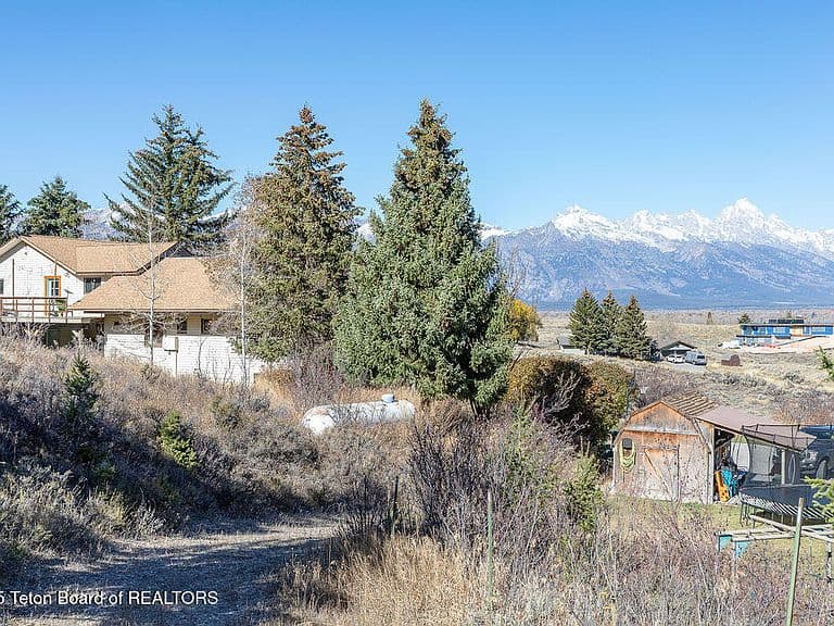 1120 E Park View Ln photo 2