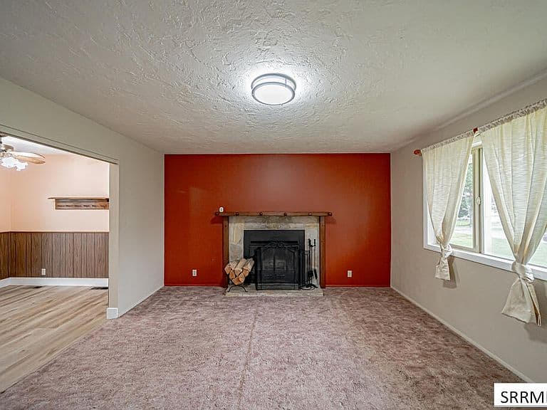 6764 N Jennifer Ln photo 4
