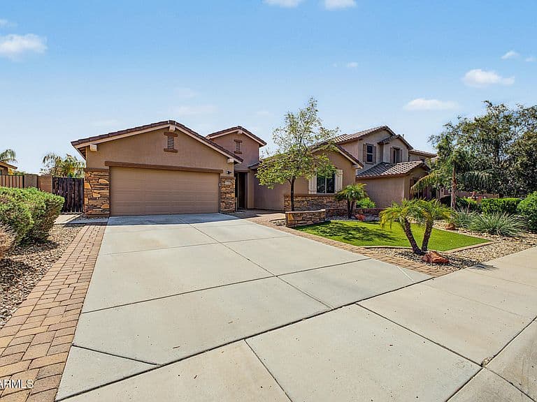 5439 W QUAIL TRACK Drive photo 2