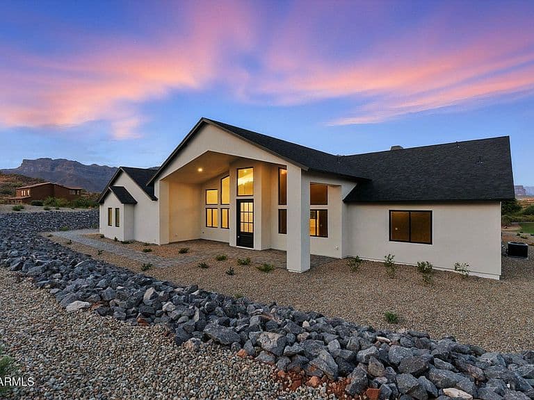 4009 S Veronica Lane photo 4