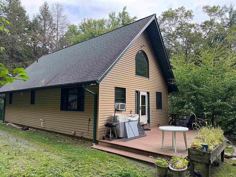 215 Gilbert Road photo 4