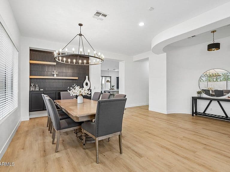 40614 N HARBOUR TOWN Court photo 5